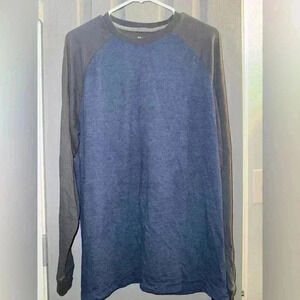 Outdoor Life Mens blue shirt with  Raglan Sleeves in gray size Large